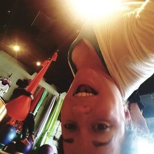 Meet your Posher, Dinelia